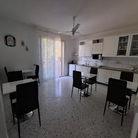 Phiniscollis B&B La Caletta Eksteriør billede