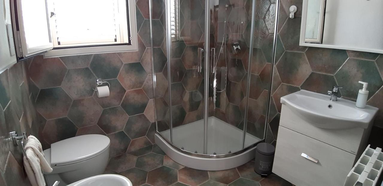 Phiniscollis B&B La Caletta Eksteriør billede