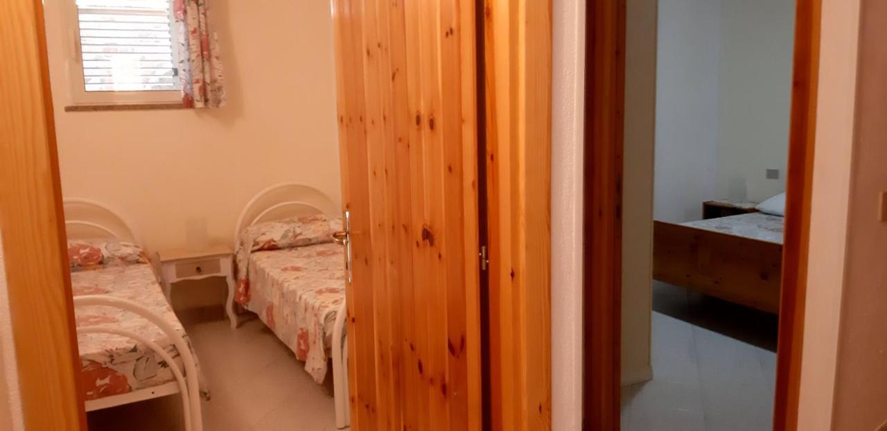 Phiniscollis B&B La Caletta Eksteriør billede