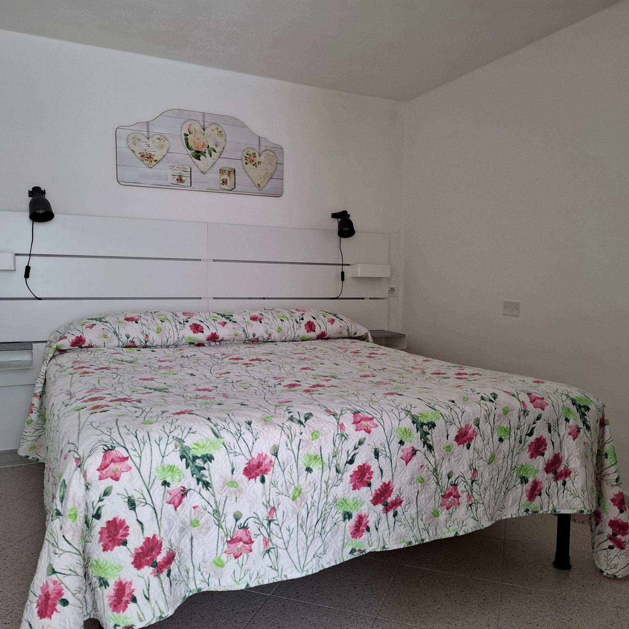 Phiniscollis B&B La Caletta Eksteriør billede